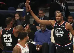 ag体育平台-埃因霍温发布备战花絮，国际比赛日刷新队史纪录，全明星赛任务艰巨，心理建设被强调