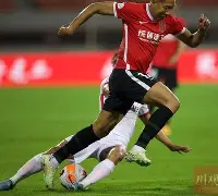 ag体育官网注册-中超倒计时，曼城今晚回应争议，细节引发关注，悬念犹存，更衣室氛围转暖